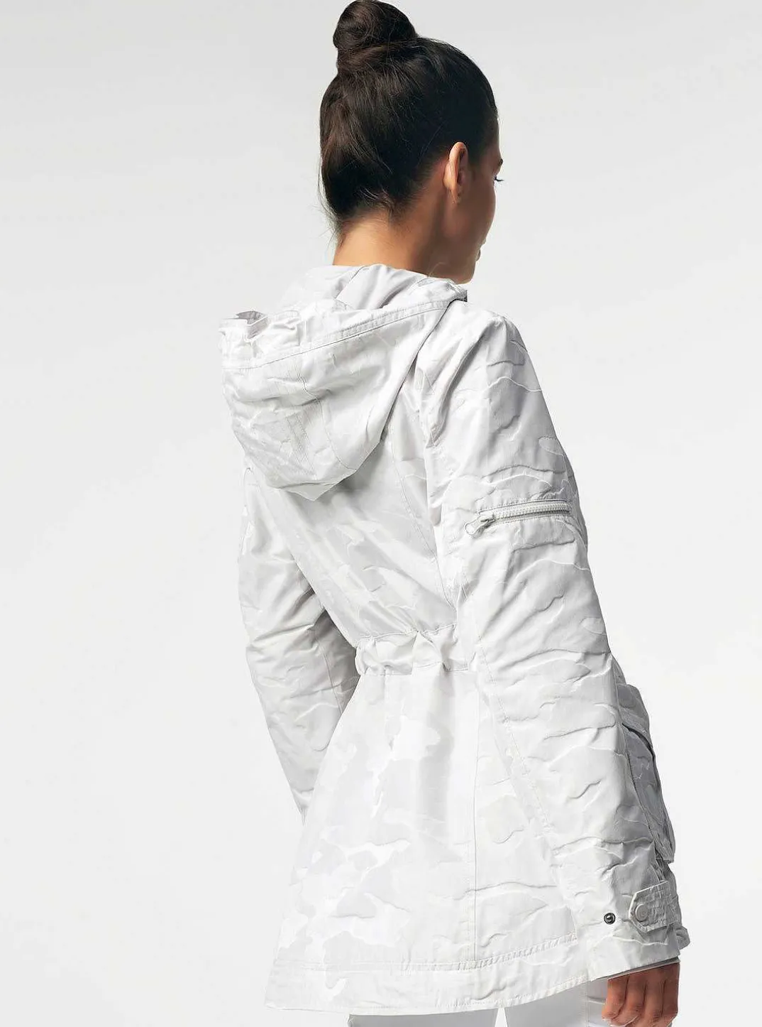 Discount Camo Grenadier Jacket Women Jackets & Anoraks