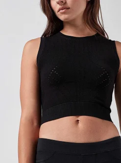 Store Infinity Crop Women Activewear