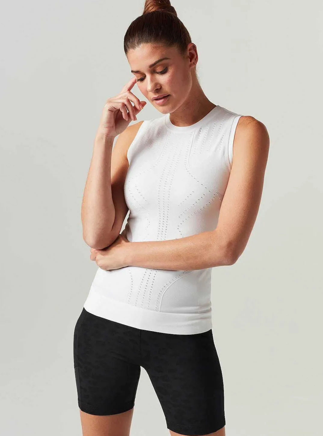 Best Sale Infinity Top Women Activewear