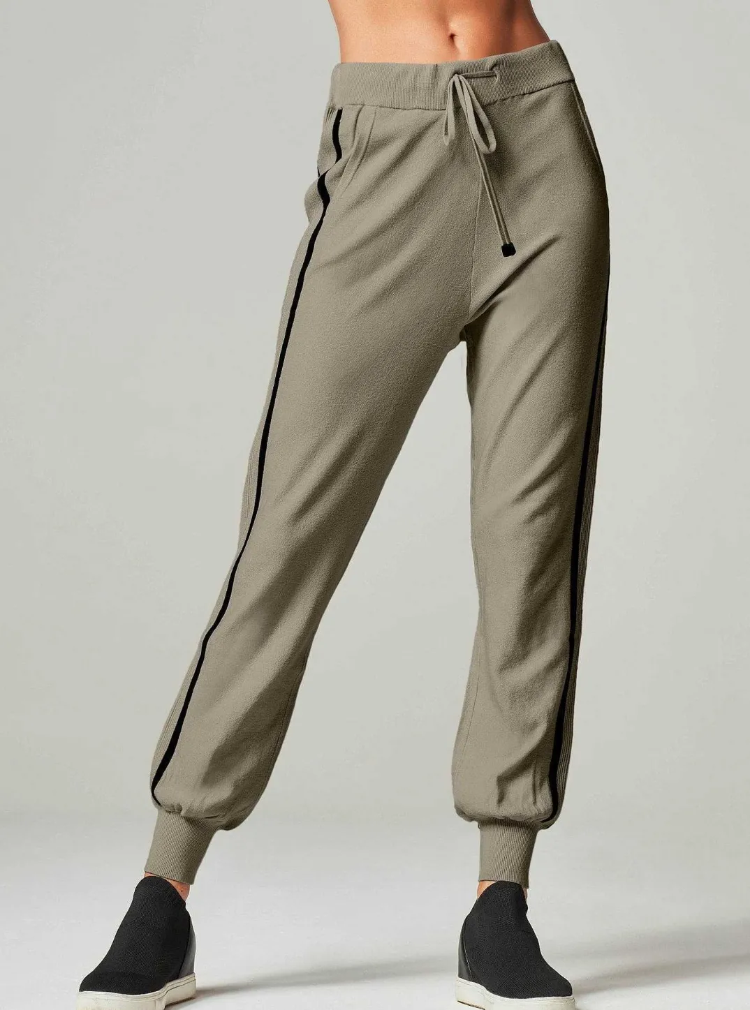 Store Portola Jogger Women Sweaters