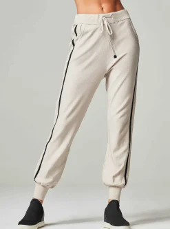 Store Portola Jogger Women Bottoms