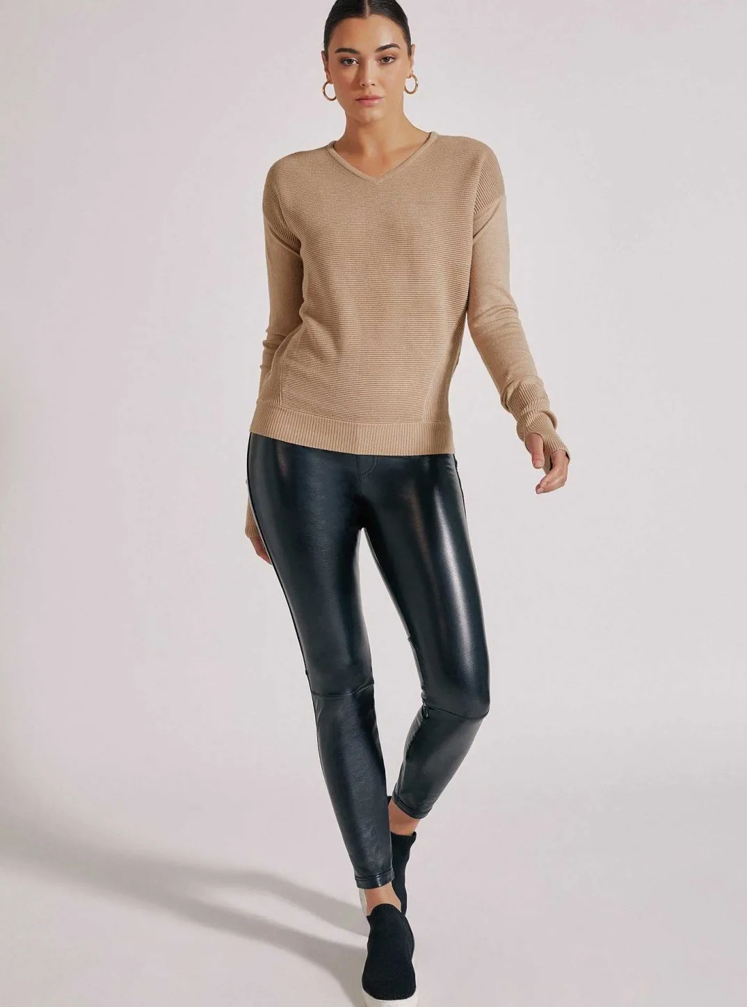 Best Portola V Neck Women Sweaters