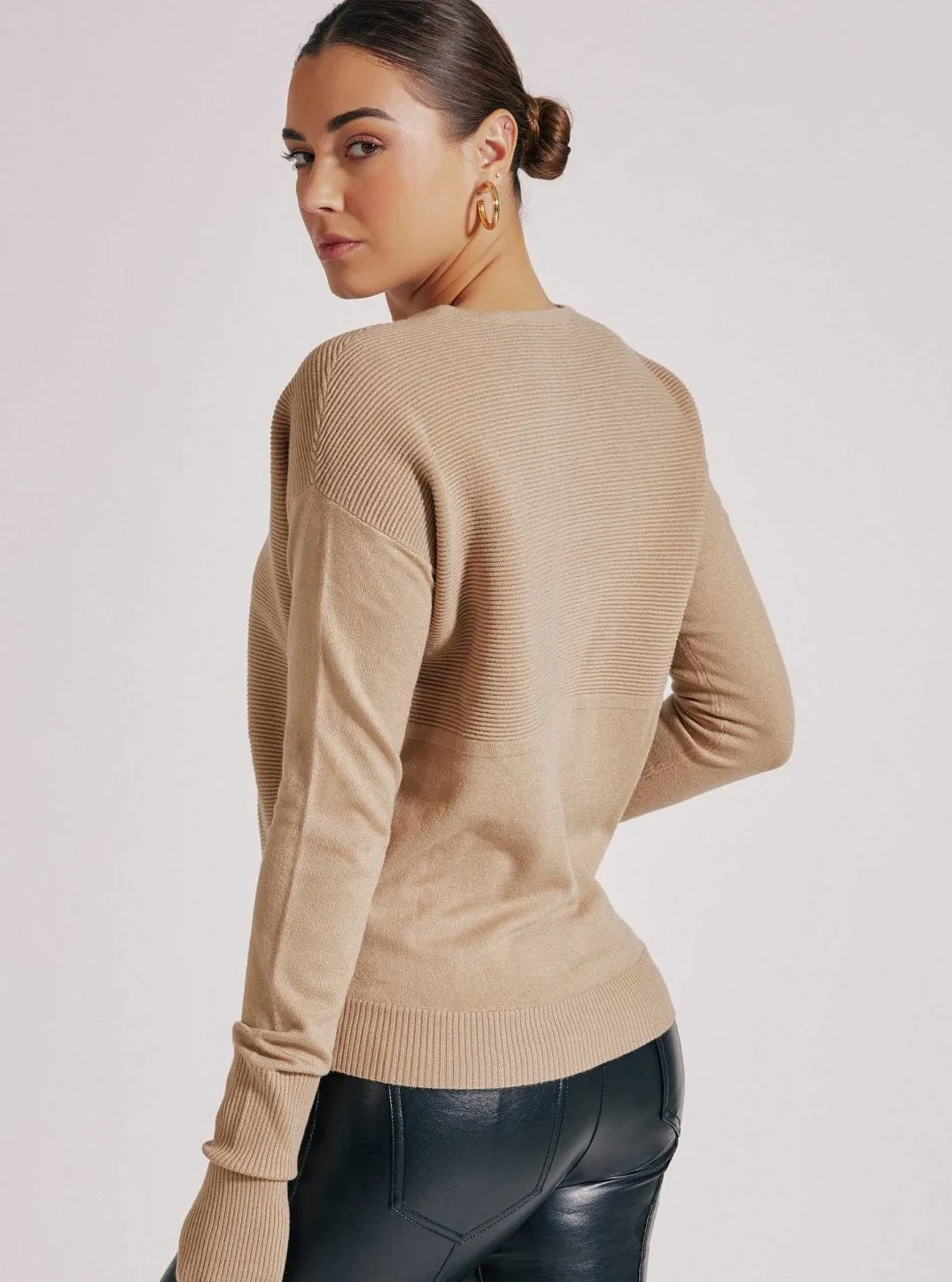 Best Portola V Neck Women Sweaters
