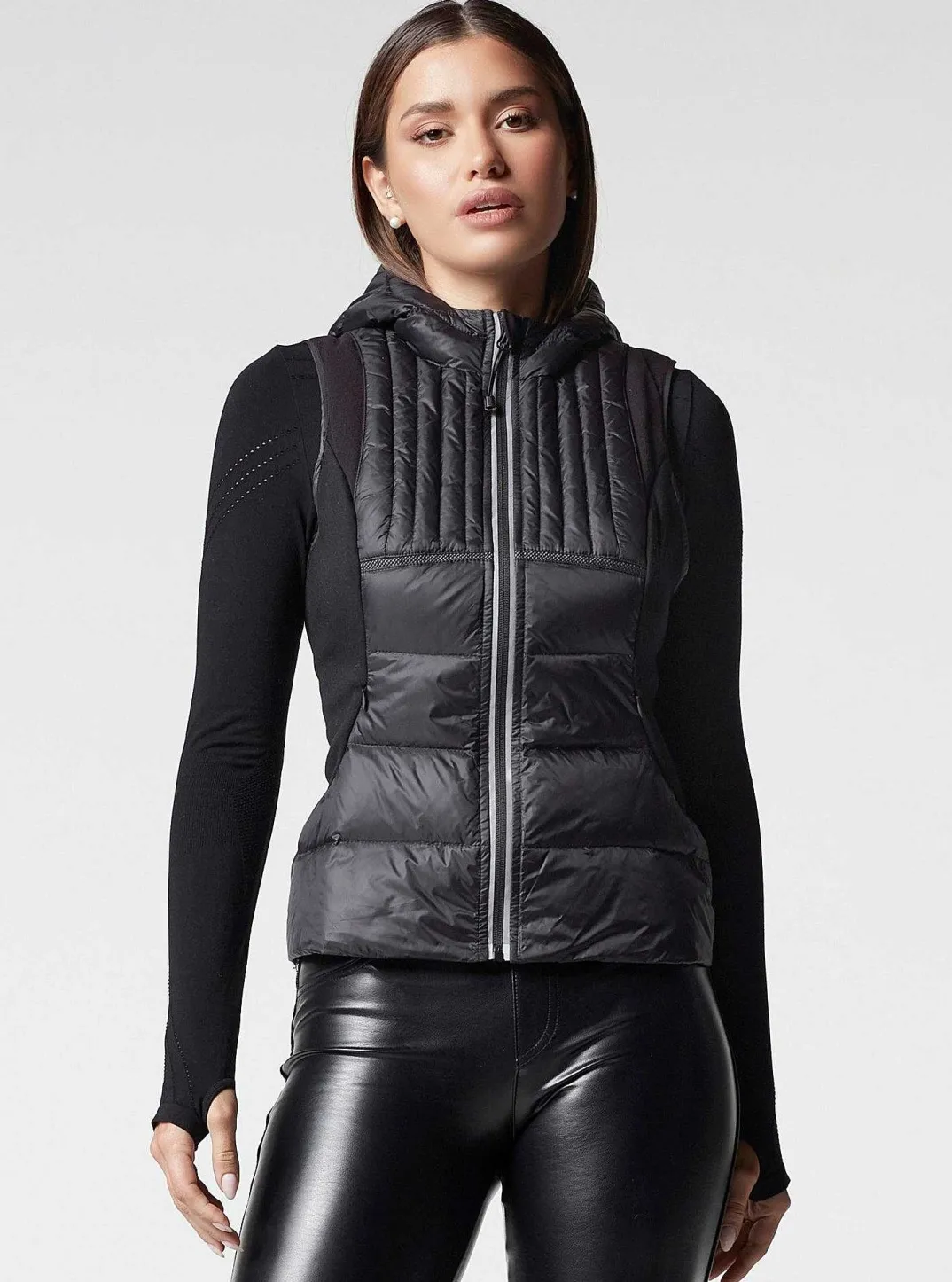 Best Sale Reflective Inset Feather Weight Vest Women Puffers & Coats