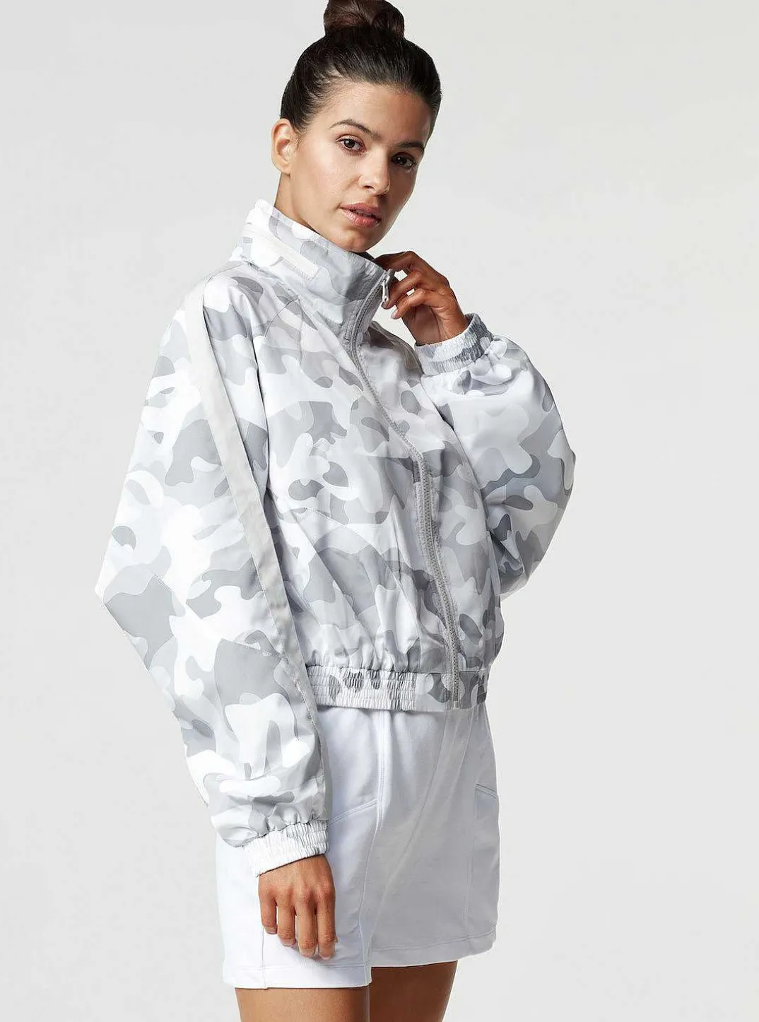 Clearance Tempest Wind Jacket Women Activewear