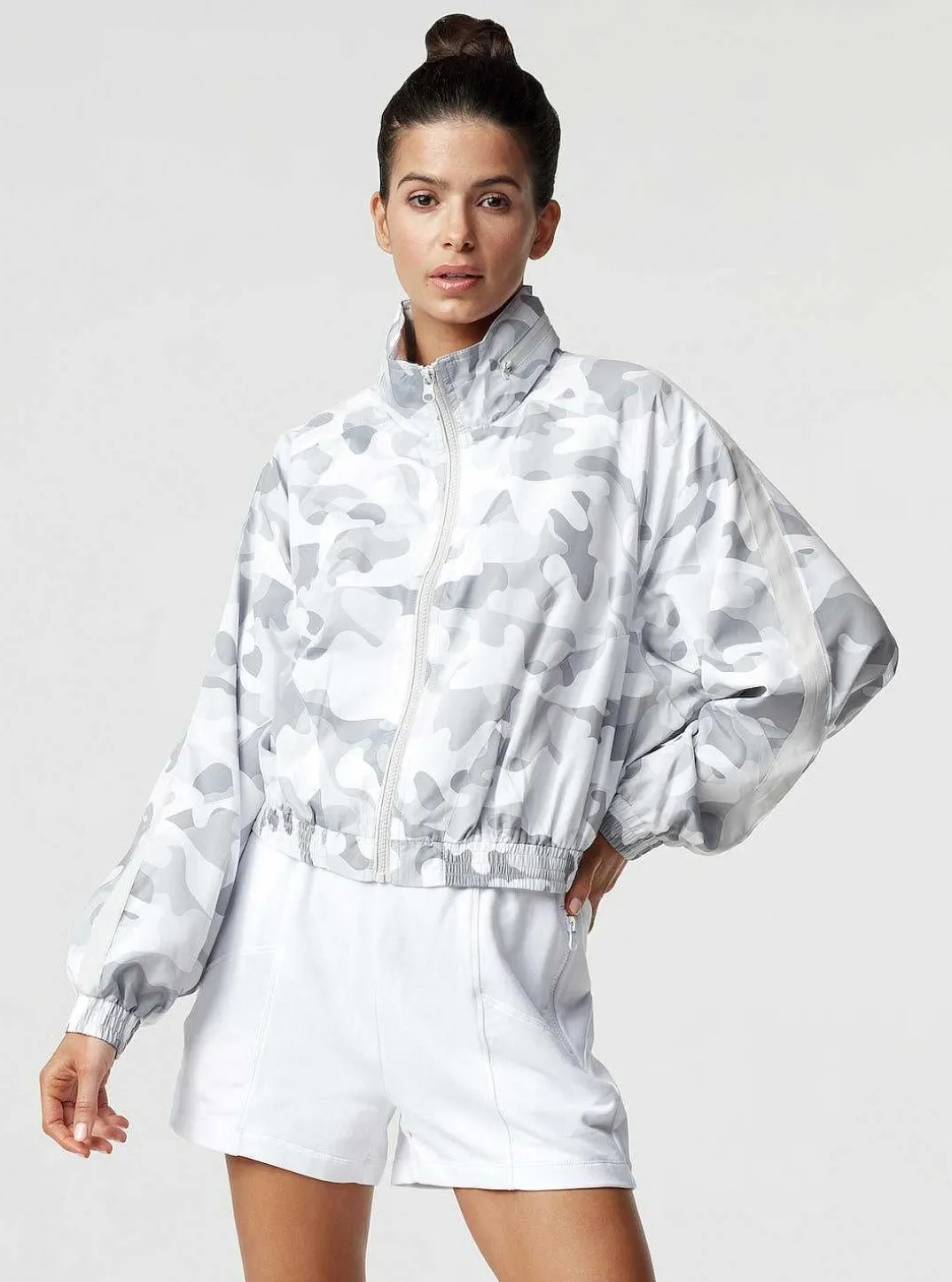 Clearance Tempest Wind Jacket Women Activewear