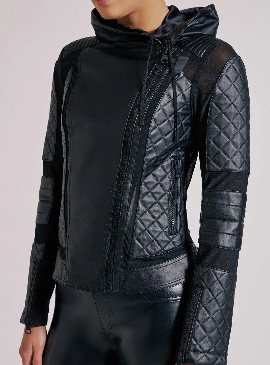 Outlet Voyage Hooded Moto Women Motos